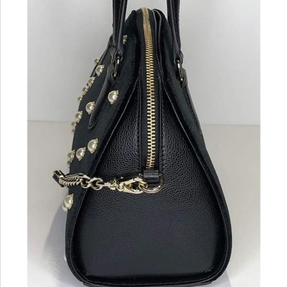 EUC Kate Spade New York Reily Laurel Way Blk Velvet Pearl Stud Crossbody Handbag